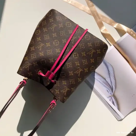 AAA Replica Ru VUITTON NÉONOÉ LOUIS 0626